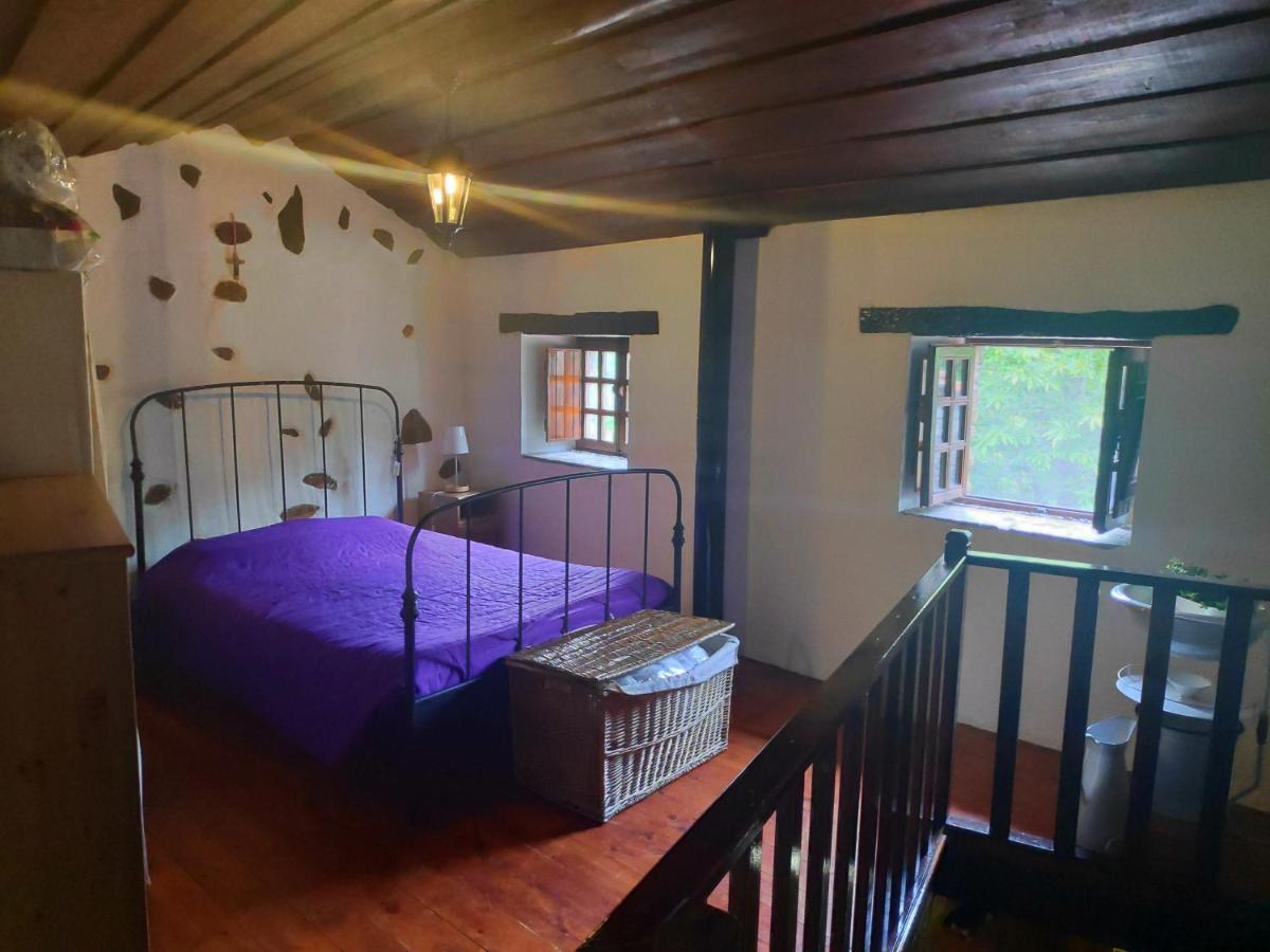 Casa Em Xisto Na Serra Da Lousa, Gondramaz Luaran gambar