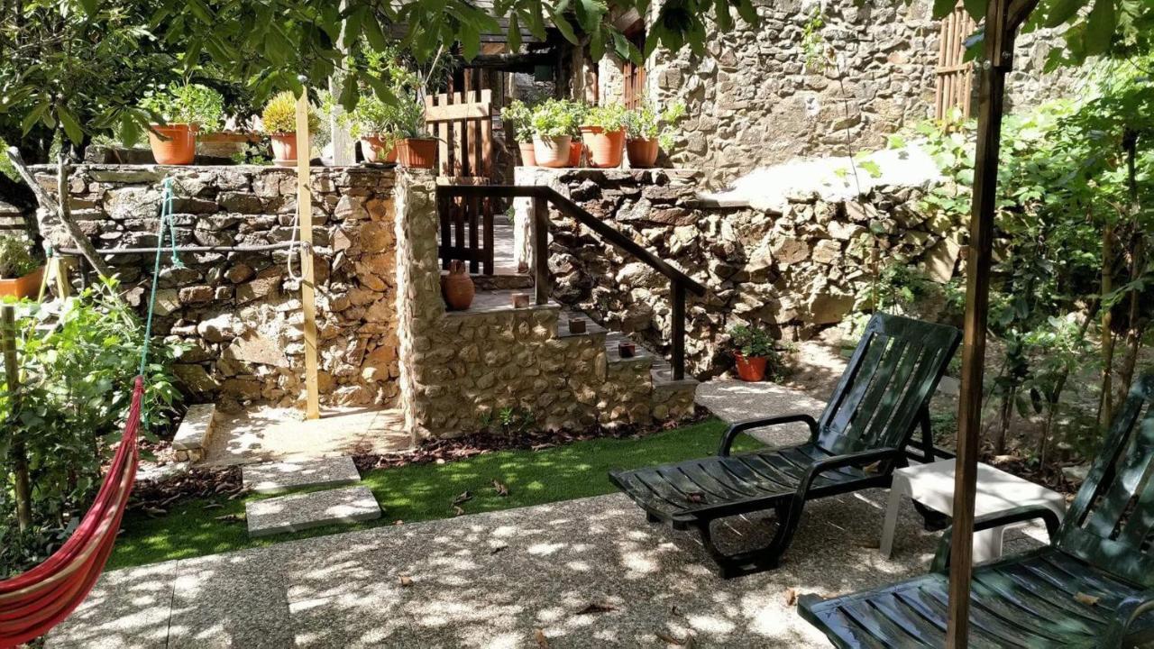Casa Em Xisto Na Serra Da Lousa, Gondramaz Luaran gambar