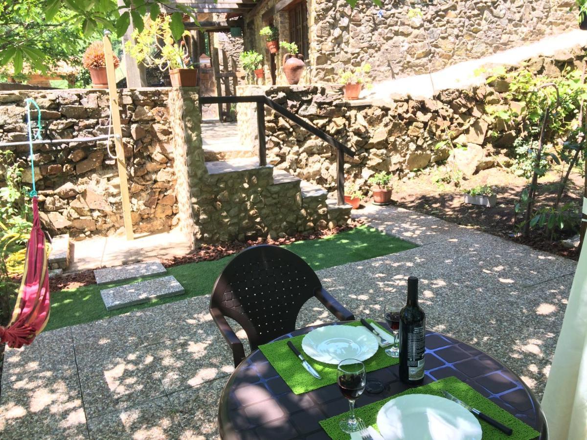 Casa Em Xisto Na Serra Da Lousa, Gondramaz Luaran gambar
