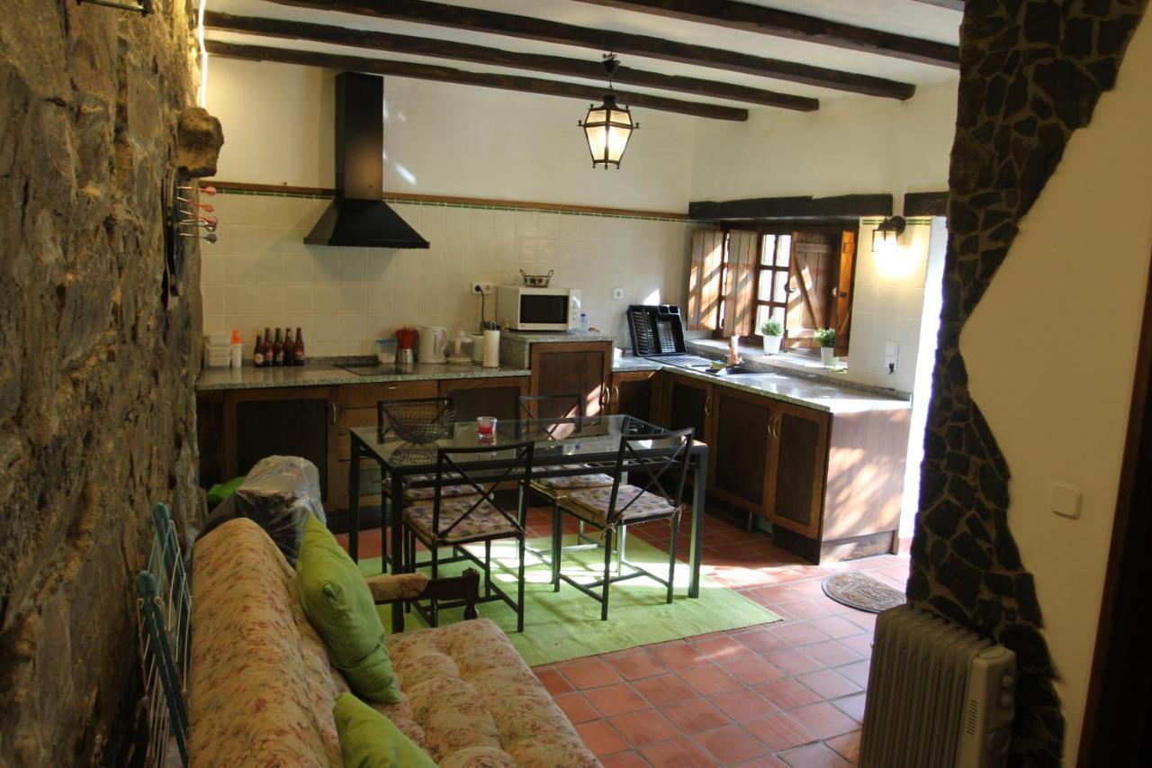 Casa Em Xisto Na Serra Da Lousa, Gondramaz Luaran gambar